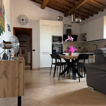 Vila La Casa In Castello Ambra Exteriér fotografie